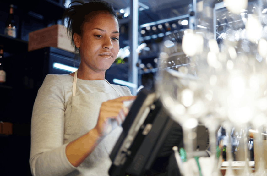  Why Busy Restaurants Need Better Billing and Stock Visibility